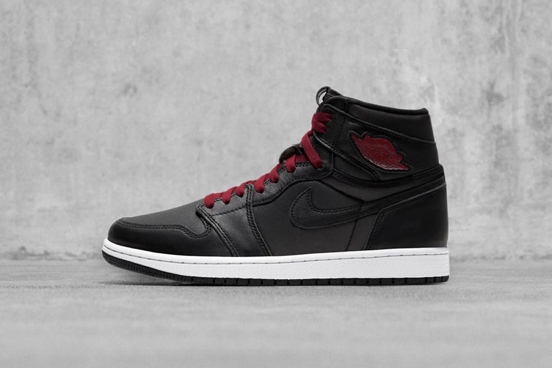 Air Jordan 1 "Black Satin"