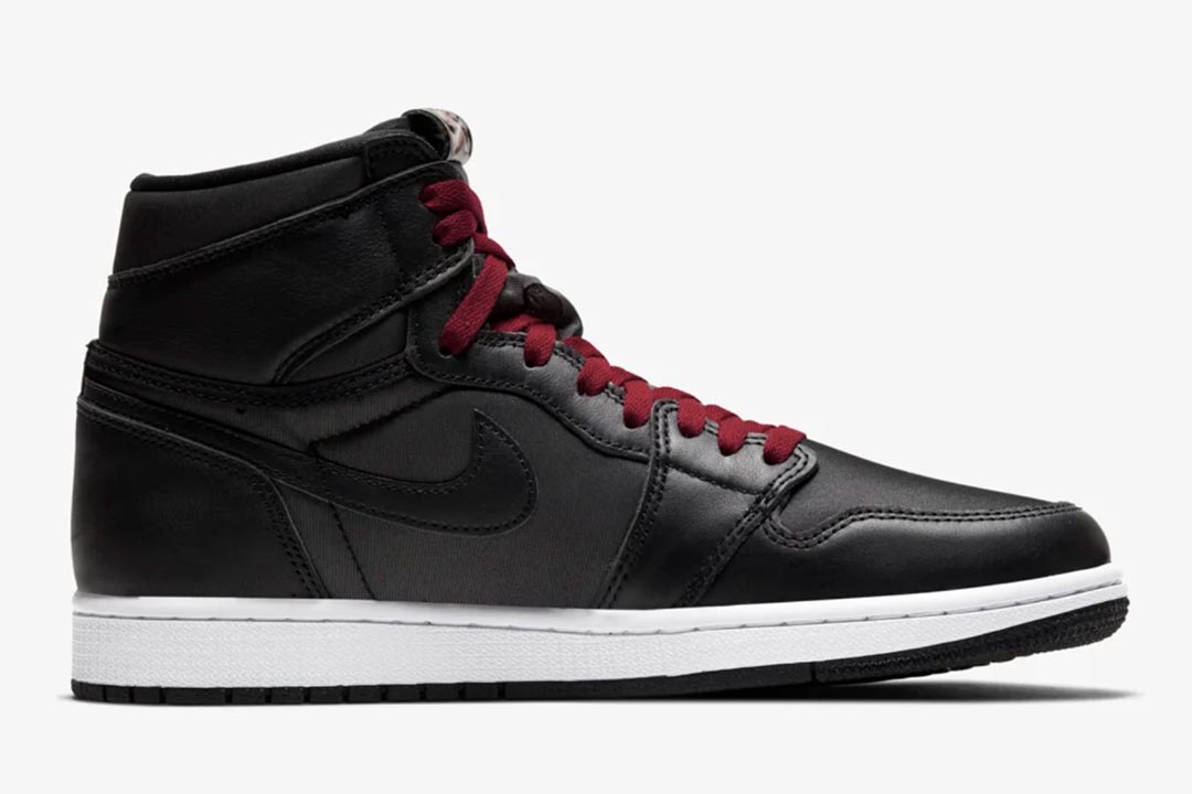 Air Jordan 1 "Black Satin"