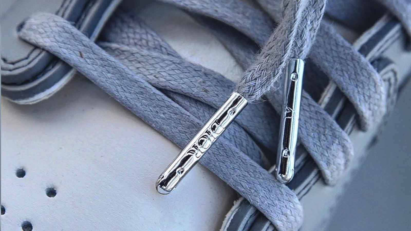 Dior Jordan 1 logo laces