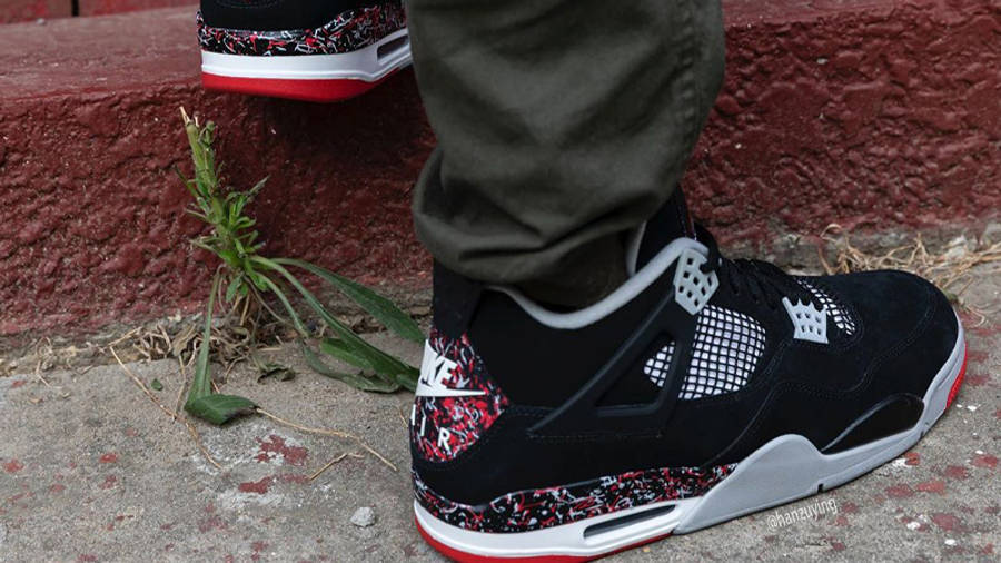 splatter jordan 4