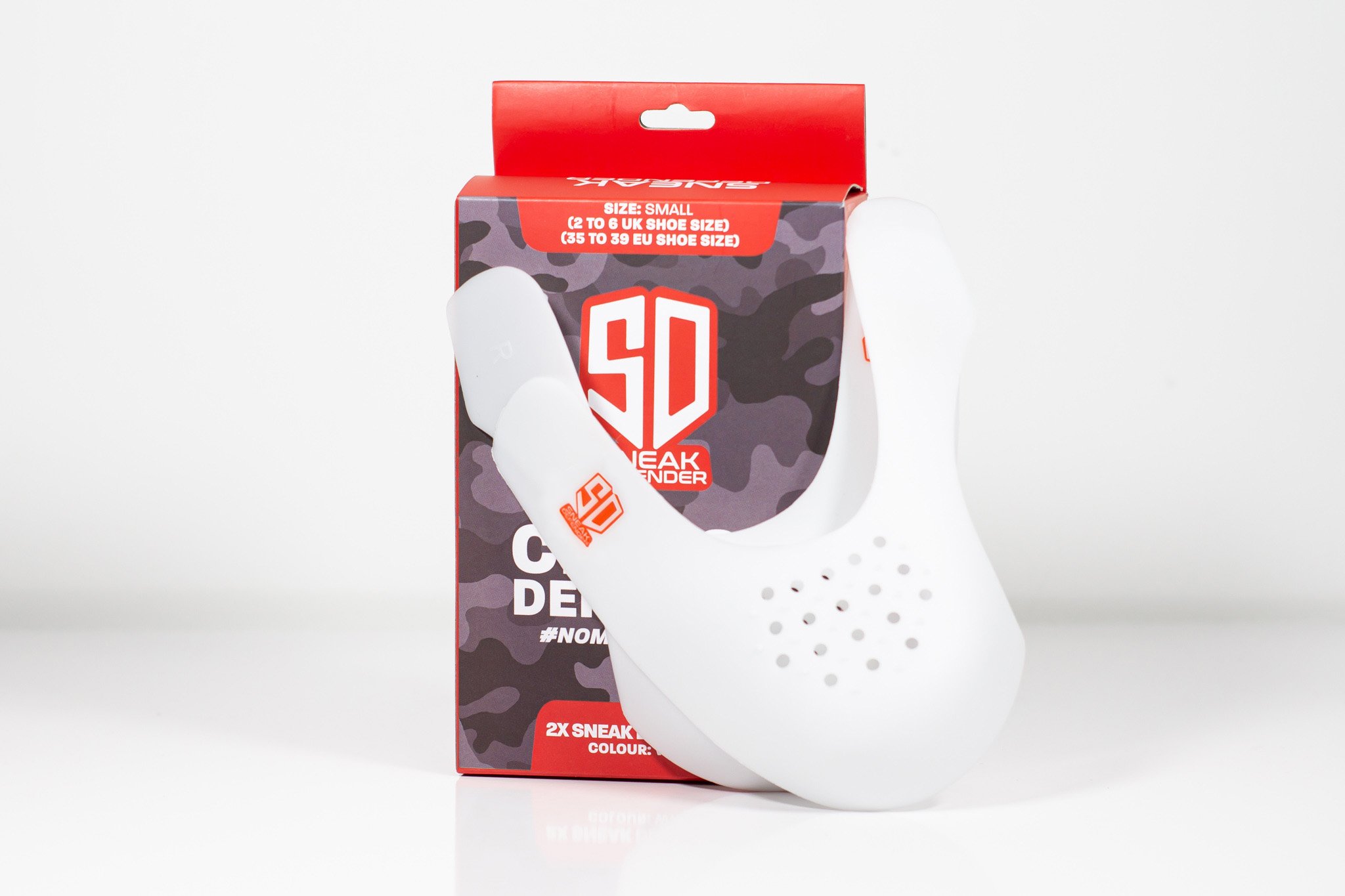 Say Goodbye To Creases Forever With Sneak Defender!