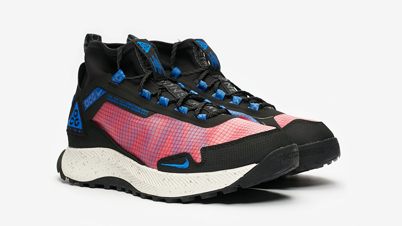 nike acg pink and black