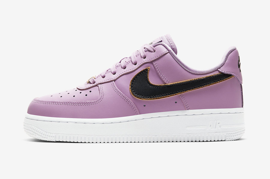 Nike-Air-Force-1-Low-Frosted-Plum side