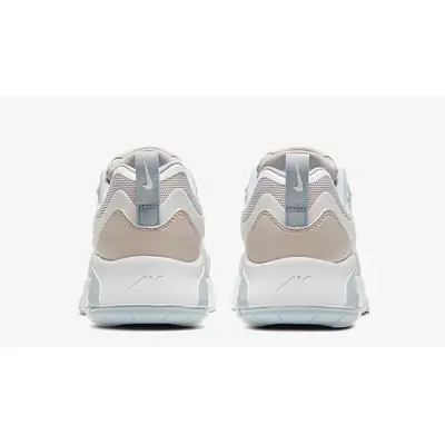 nike 200 barely rose