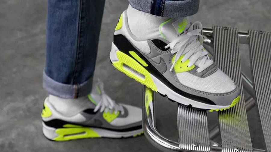 Nike Air Max 90 OG Volt On Foot