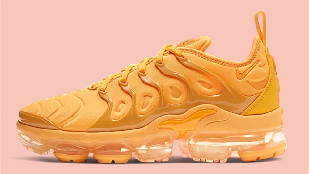 Nike Air VaporMax Plus University Goldl Nike Air VaporMax Plus University Goldl