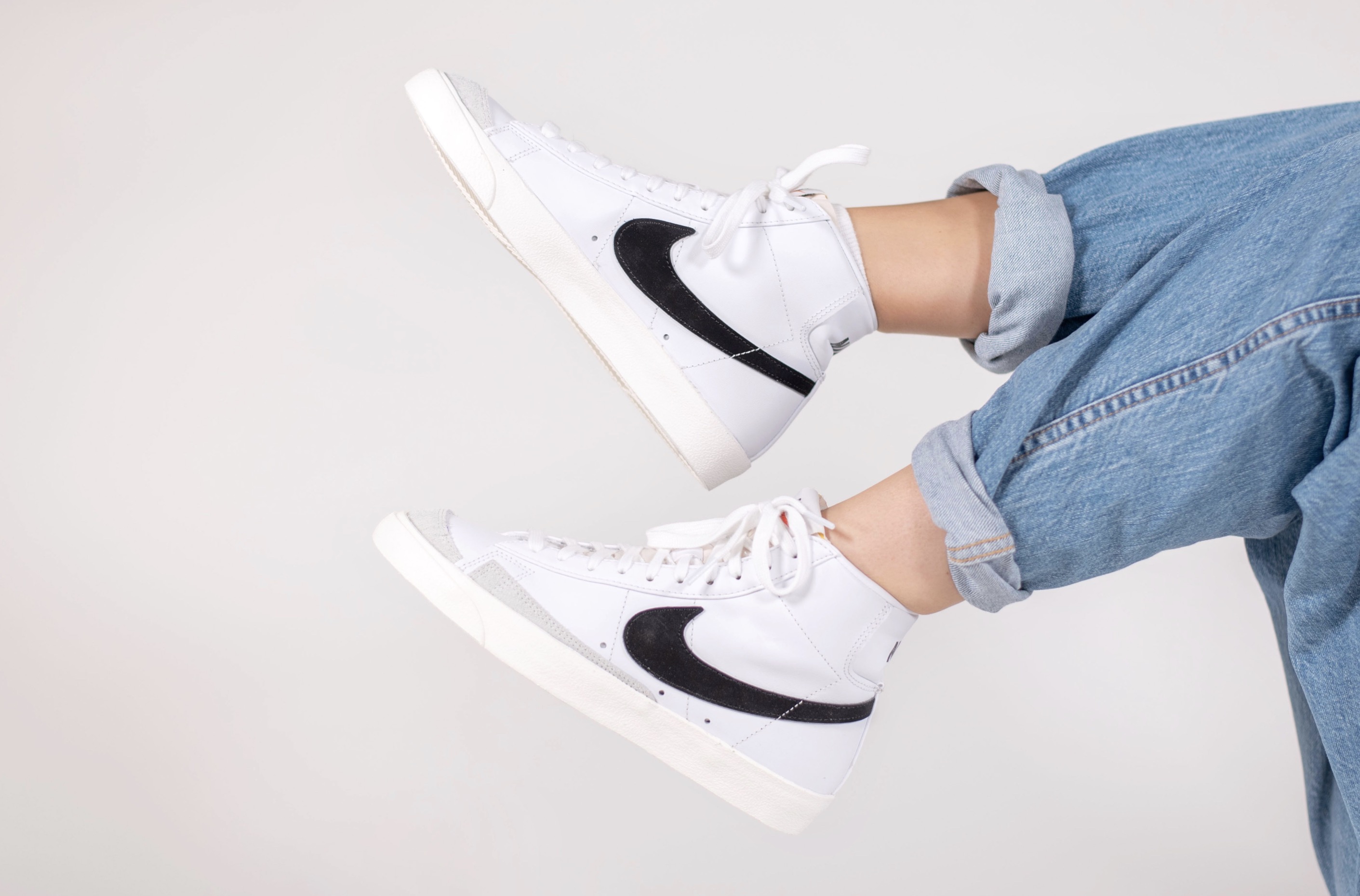 Nike Blazer Mid 77 Vintage White Black 4