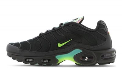 air max plus black electric green