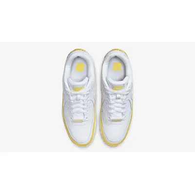 UNDEFEATED x Nike nike air cage court yellow screen door White Yellow CJ7197-101 middle