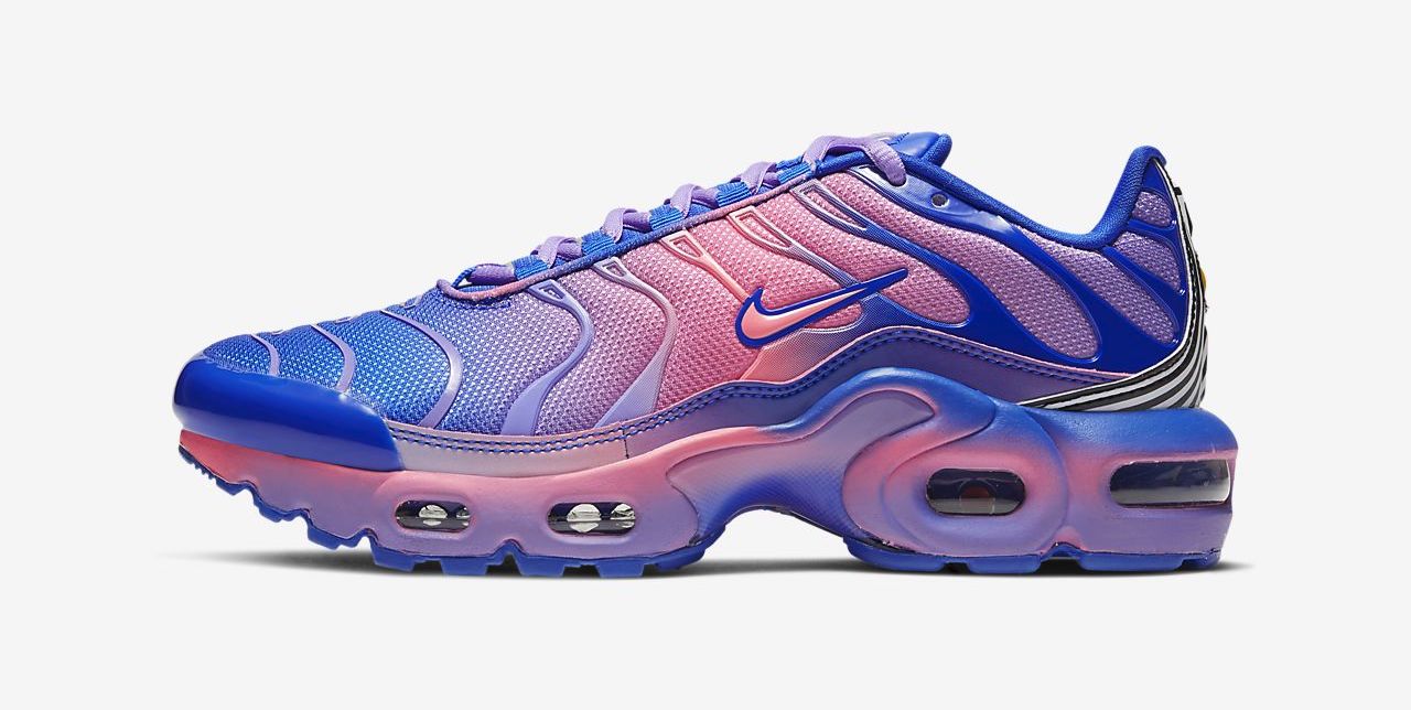 air max plus pink blue