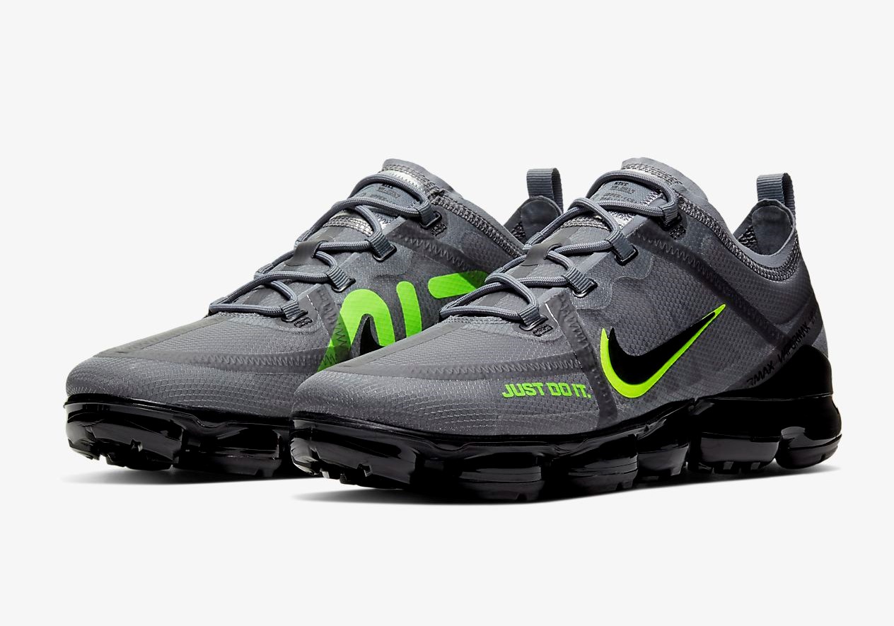 Catch These 25 Price Drops Before They Sellout From The Nike UK SALE 17