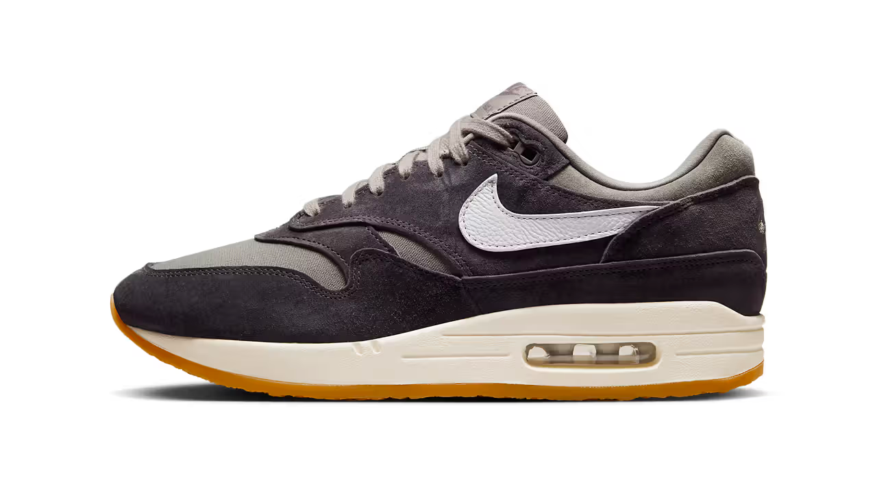 Air max 1 vs air force hot sale 1 sizing