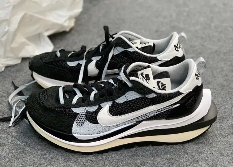 Catch A Closer Look At The sacai x Nike Pegasus VaporFly | The Sole ...