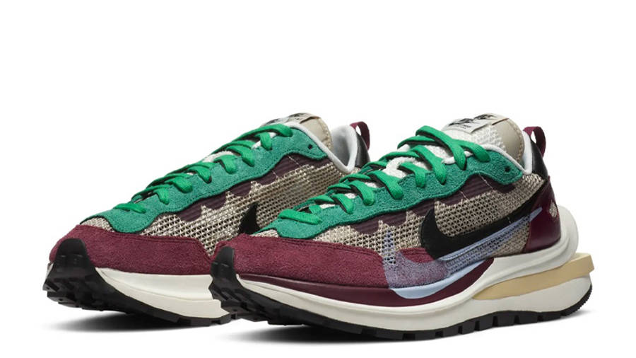 sacai x Nike VaporWaffle Villain Red Neptune Green | Where To Buy ...