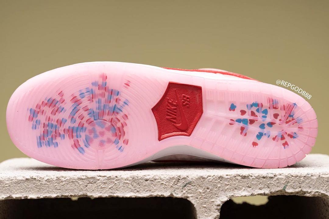 StrangeLove Skateboards x Nike SB Dunk Low