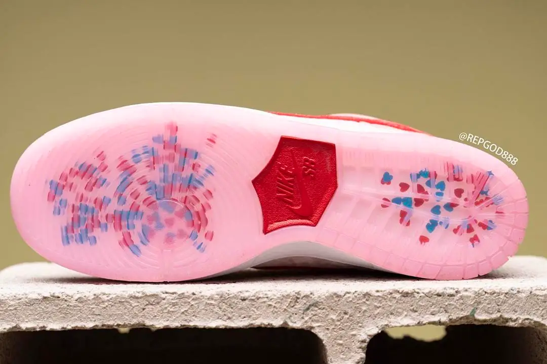 Up Close With The StrangeLove Skateboards x Nike SB Dunk Low Up Close With The StrangeLove Skateboards x Nike SB Dunk Low