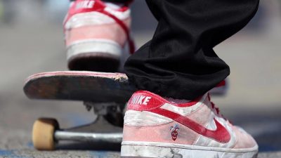 comme des garçons x nike cortez platform