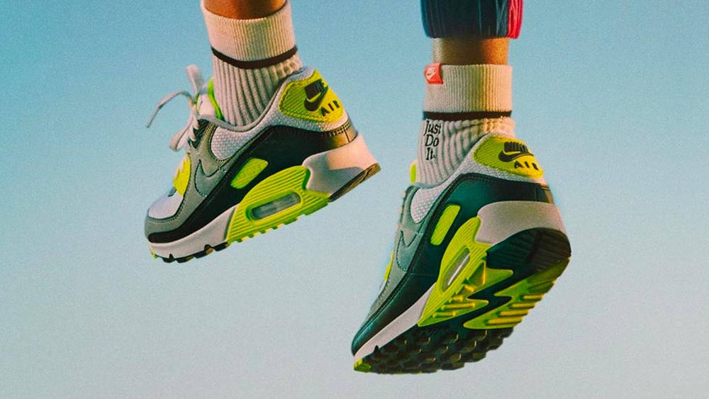 The 10 Best Nike Sneakers From The '90s That You Can Still Cop 90s Nike Shoes