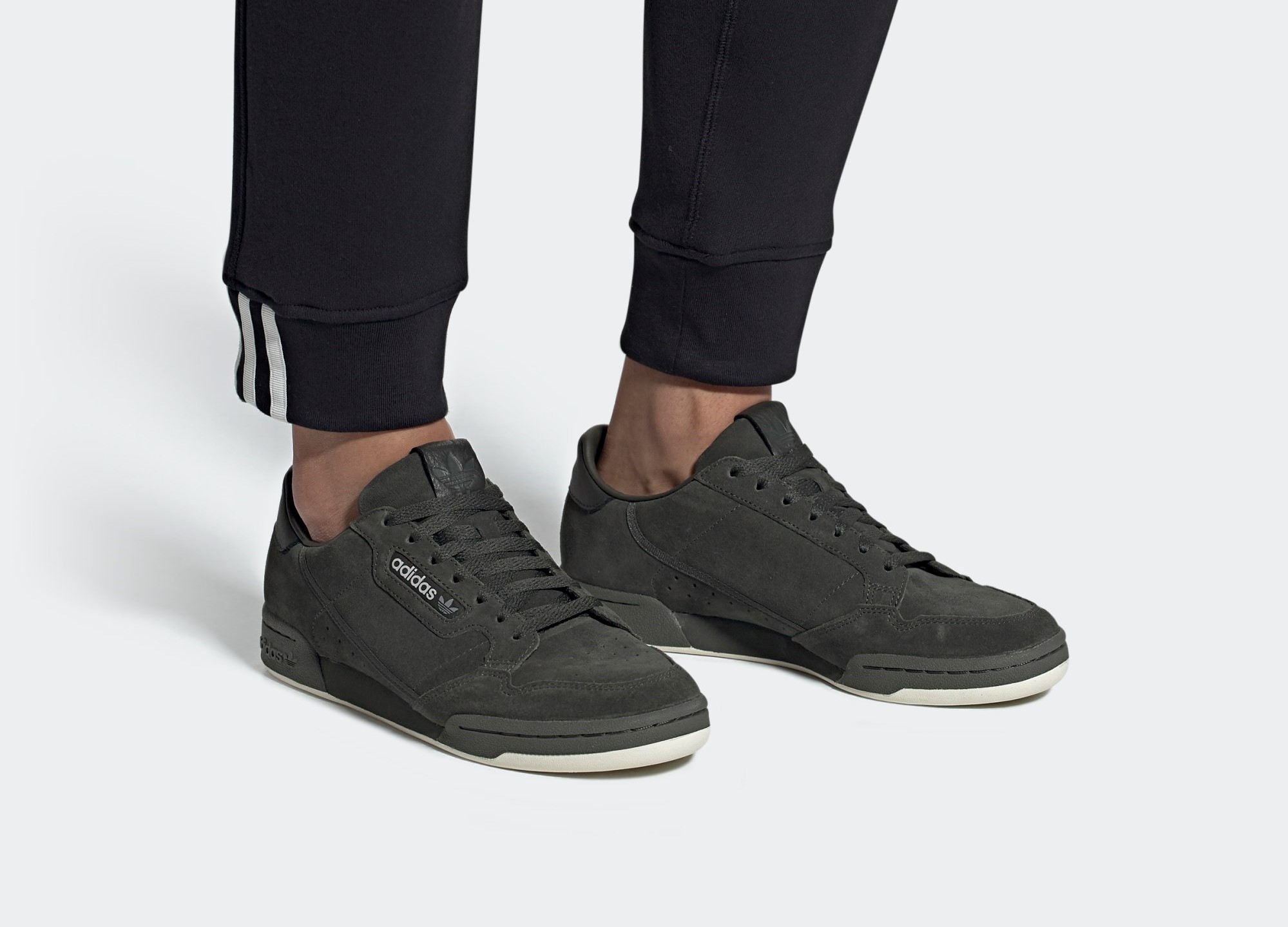 Continental_80_Shoes_Green_EE5364_010_hover_standard