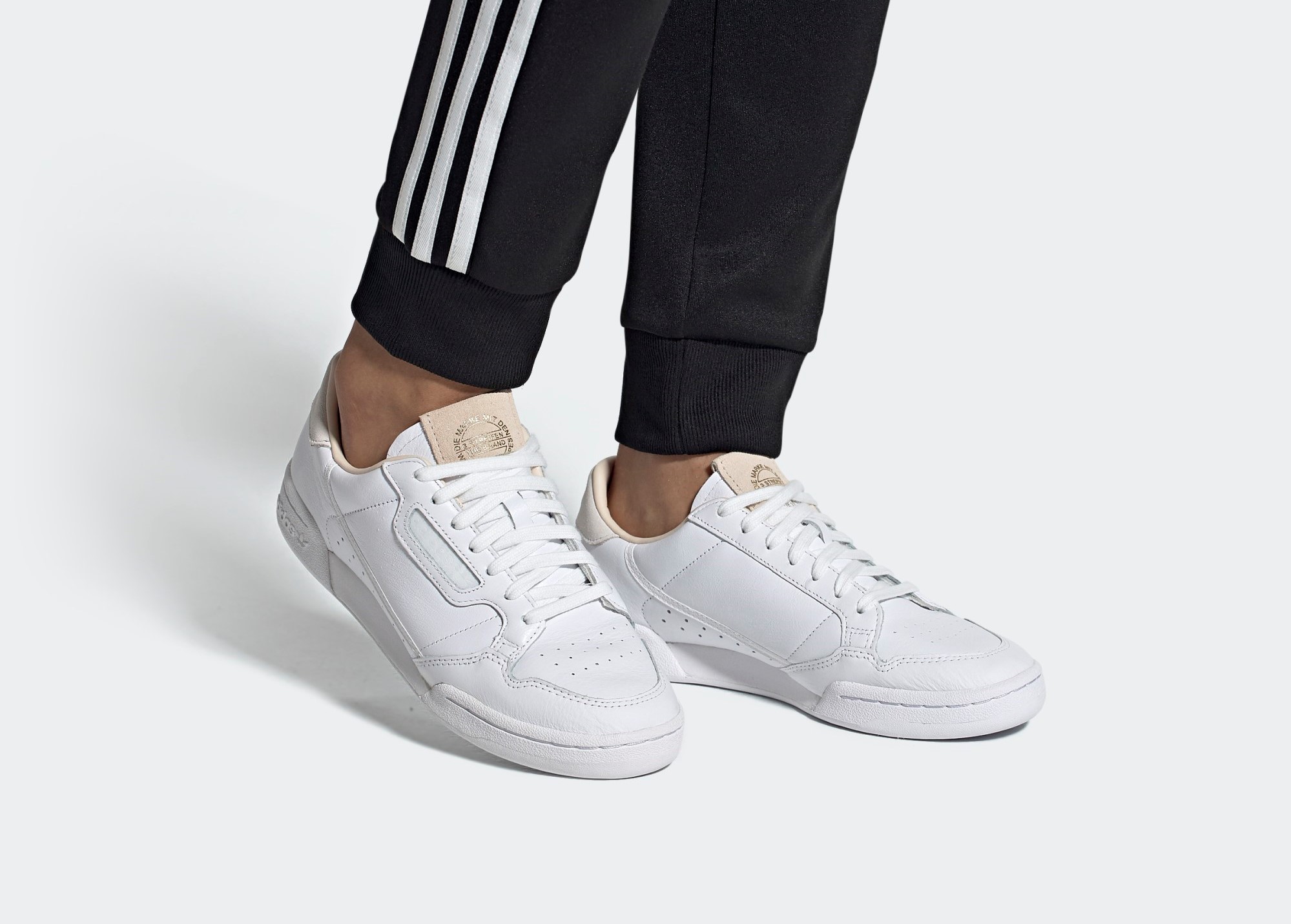 Continental_80_Shoes_White_EF2101_010_hover_standard
