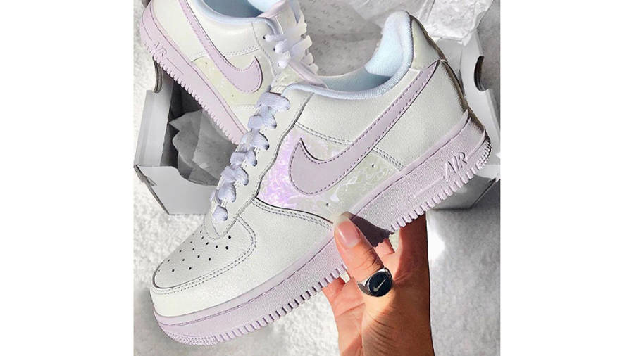 Nike Air Force 1 07 Barely Grape