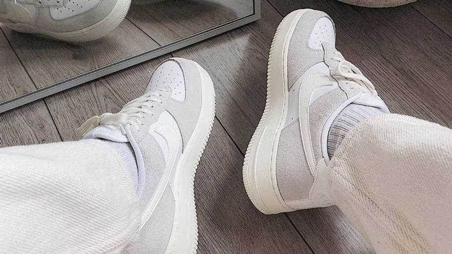 nike air force 1 white on foot