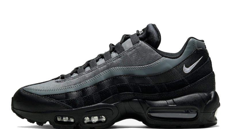 nike 95 essential black