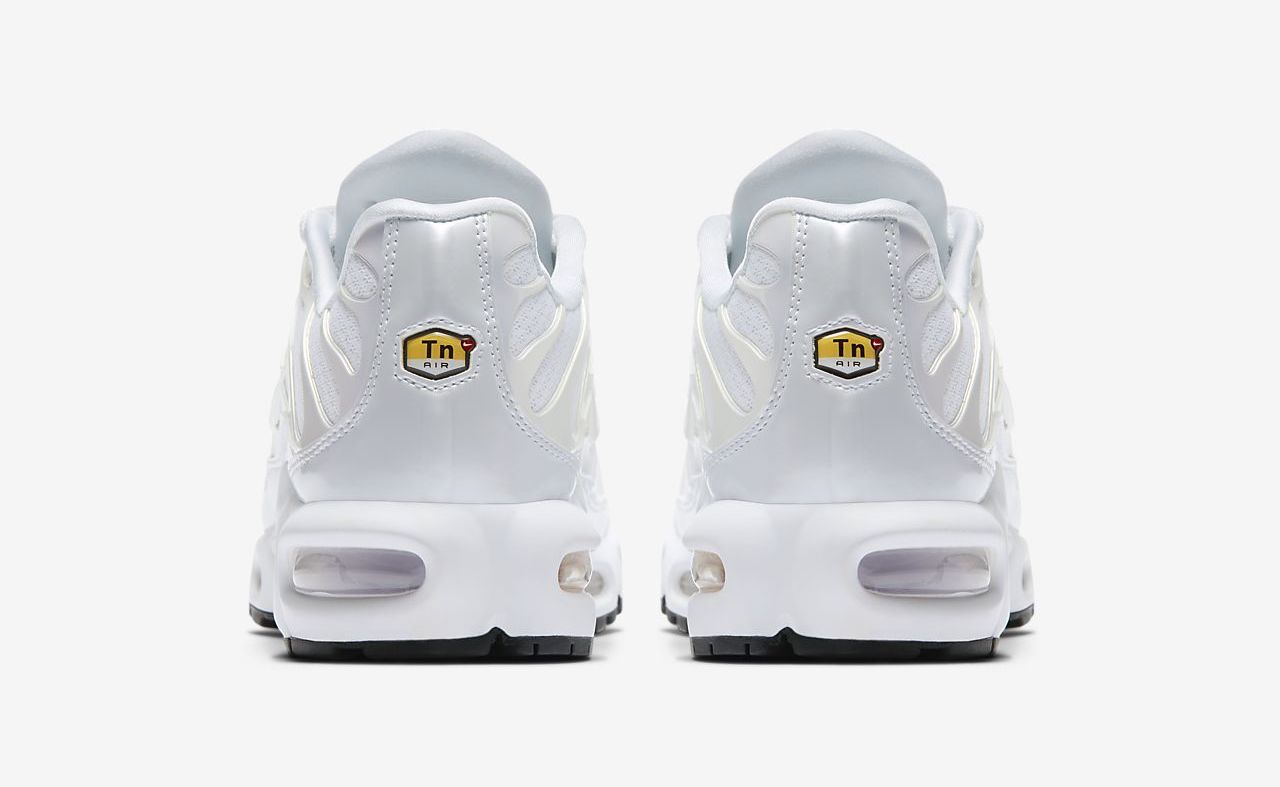 Nike Air Max Plus White back