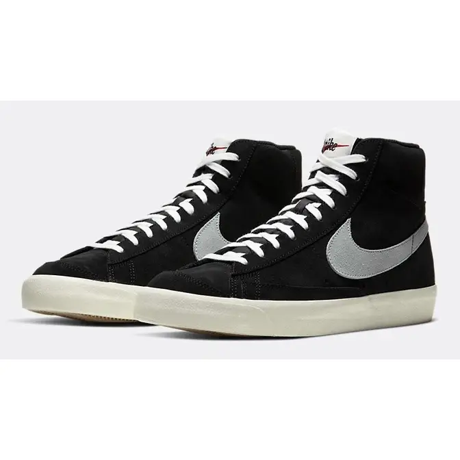 Nike blazer mid 2025 77 black suede