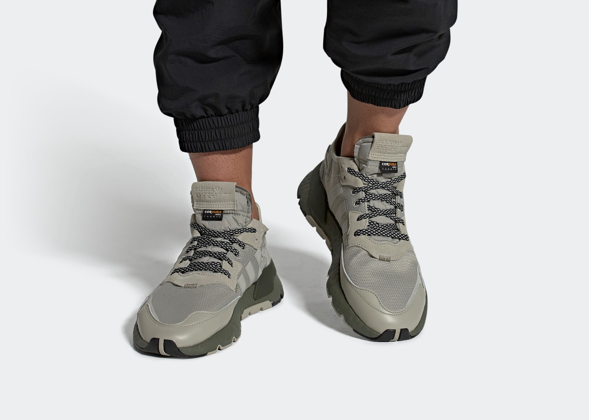 Nite_Jogger_Shoes_Brown_EE5871_010_hover_standard
