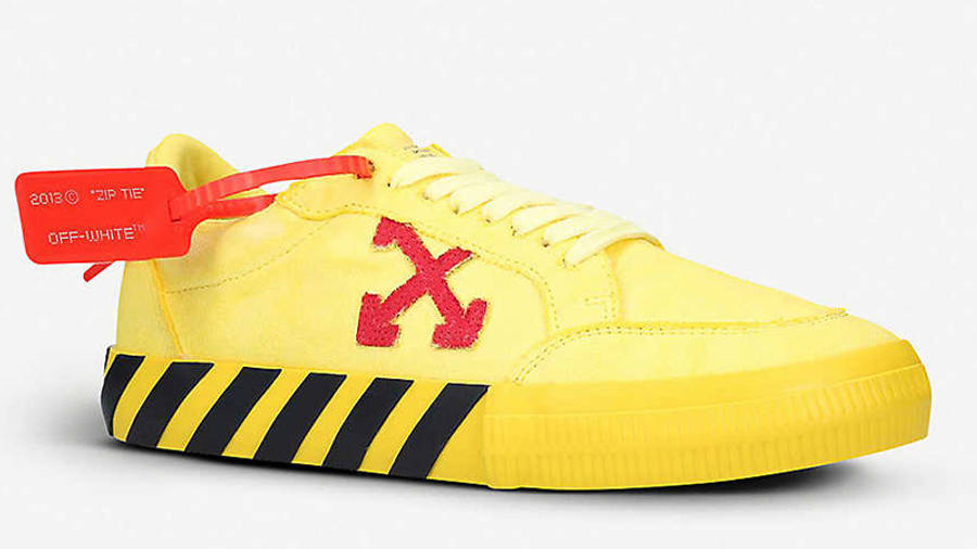 Off-White c/o Virgil Abloh Low Top Yellow Front