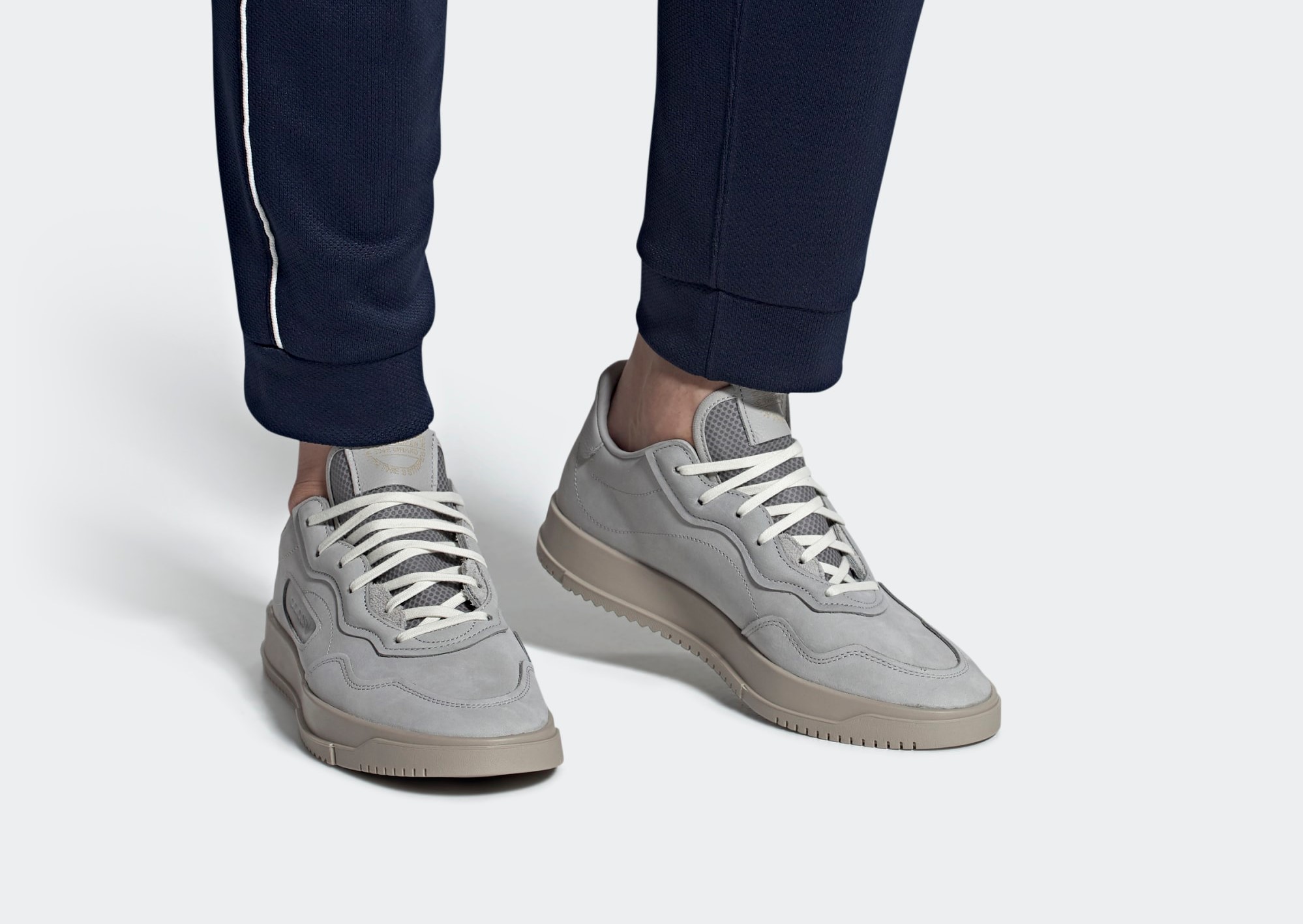 SC_Premiere_Shoes_Grey_EE6022_010_hover_standard