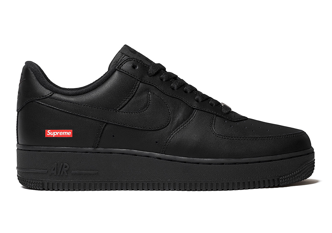Supreme-Nike-Air-Force 1 Black