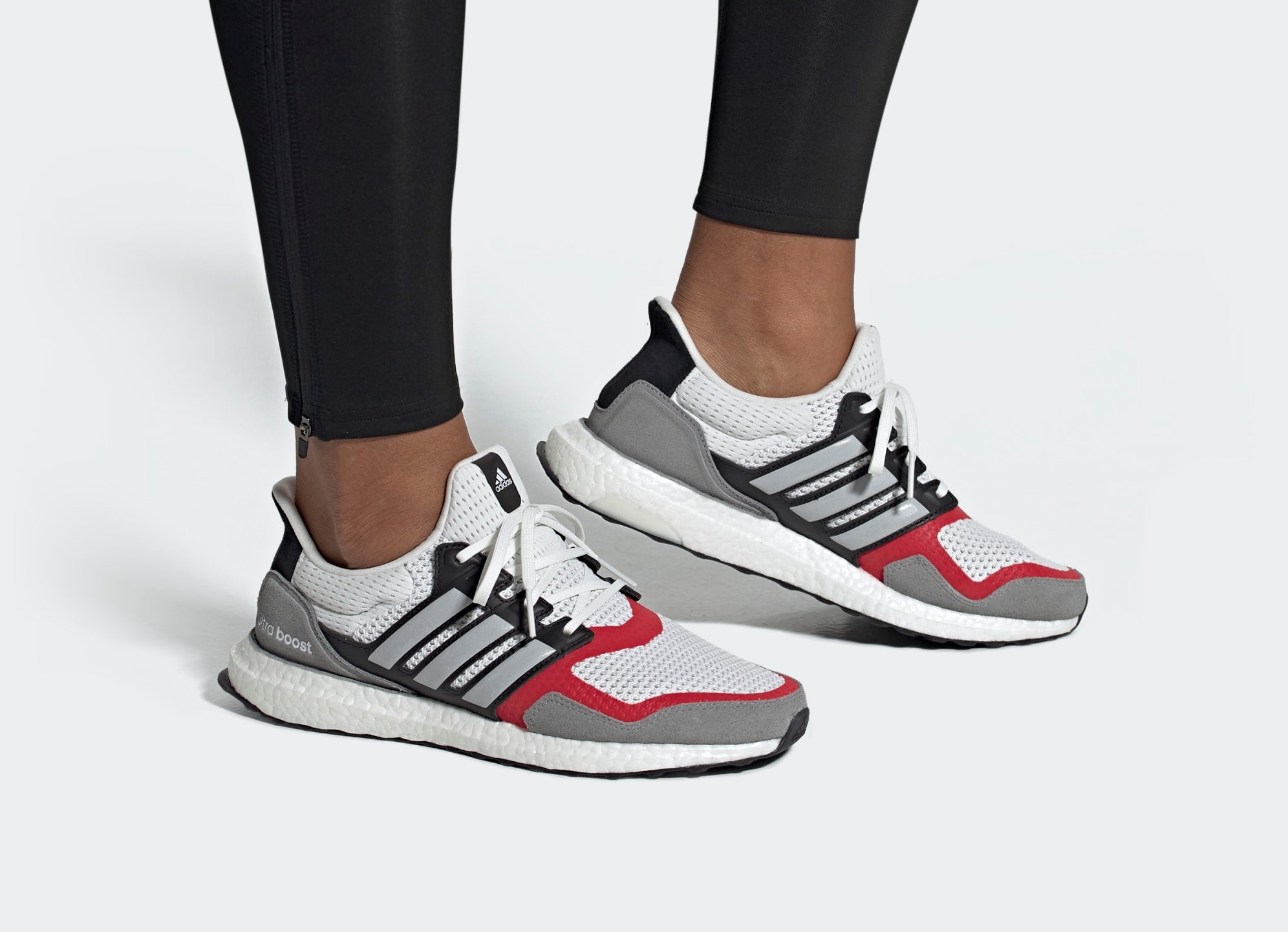 Ultraboost_SandL_Shoes_White_EF2027_010_hover_standard