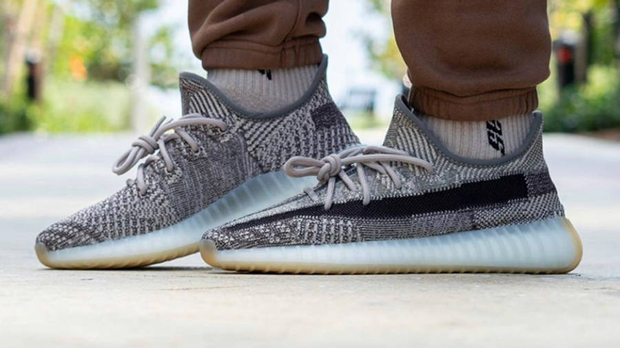Yeezy Boost 350 V2 Zyon on foot side