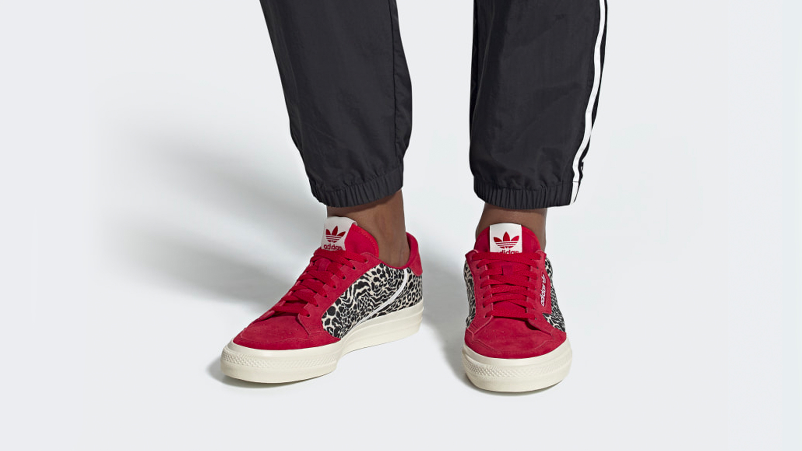 adidas continental 80 red printed
