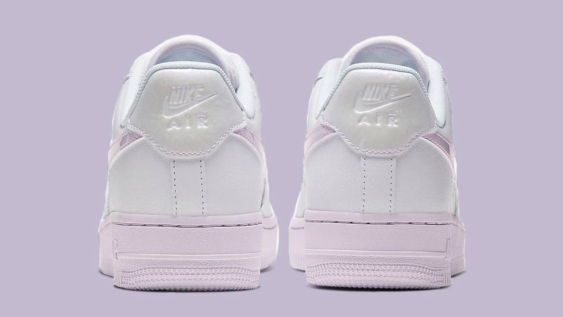 nike wmns air force 1 low barely grape