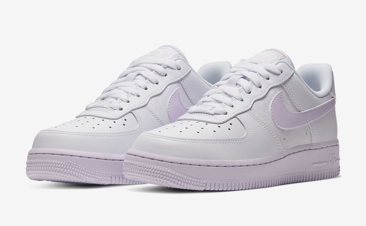 air-force-1-07 barely grape front