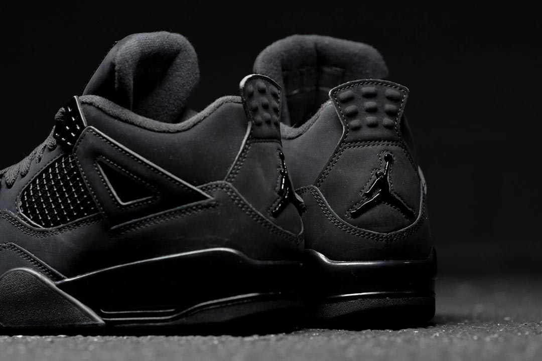 Air Jordan 4 "Black Cat"