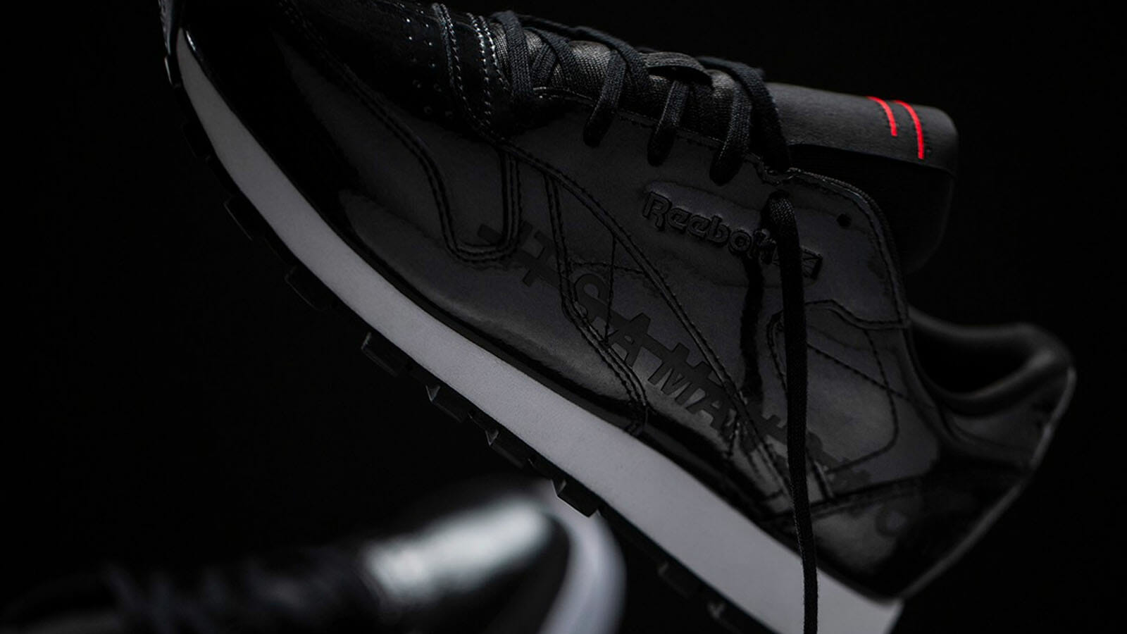 reebok it's a man's world black