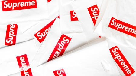 Supreme’s New SS20 Box Logo Sticker And Free Poncho Design Have Been Revealed Supreme’s New SS20 Box Logo Sticker And Free Poncho Design Have Been Revealed