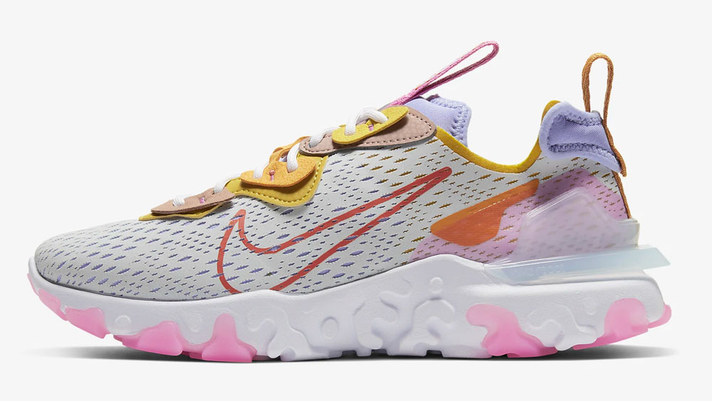 _0012_Nike React Vision Pink