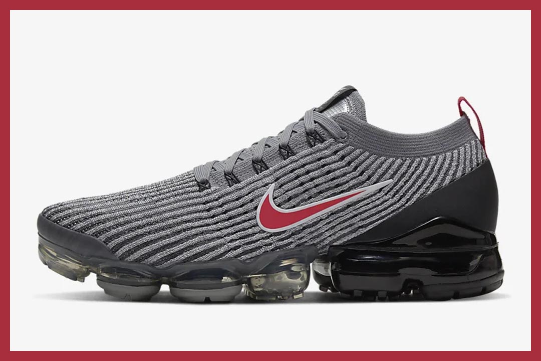 Save Up to 50% Off These Red Hot Rotation-Essentials Over at Nike UK