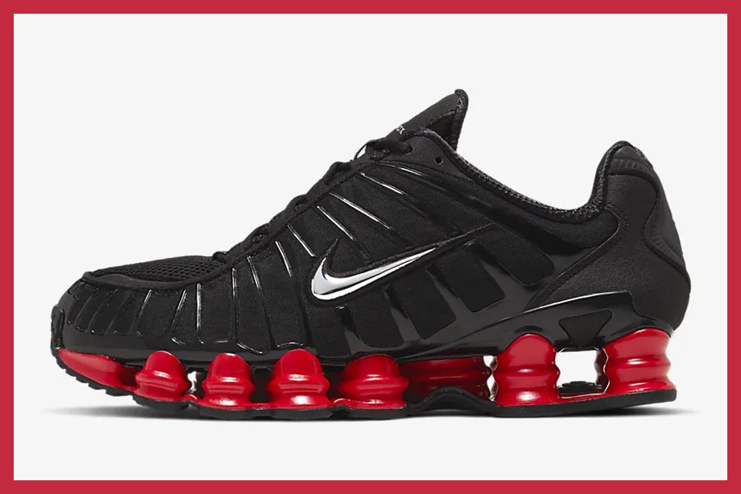 Save Up to 50% Off These Red Hot Rotation-Essentials Over at Nike UK