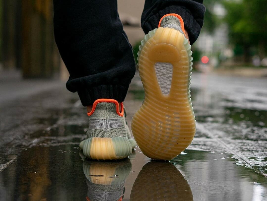 5 Ways to Get an Easy Cop on the Yeezy Boost 350 V2 “Desert Sage” 4