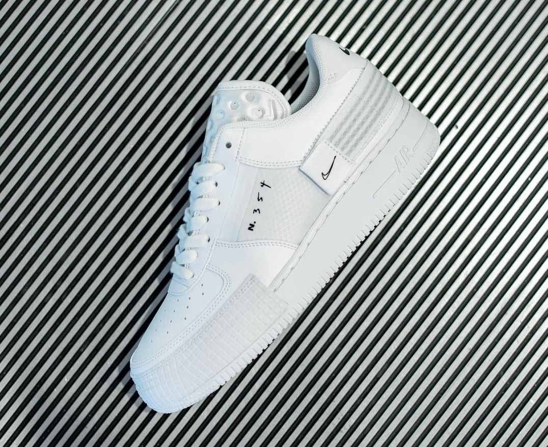 Don’t Miss These 10 Major Restocks, New-In Sneakers & Upcoming Drops 9