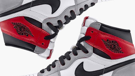 First Look at the Air Jordan 1 Retro High "Light Smoke Grey" First Look at the Air Jordan 1 Retro High "Light Smoke Grey"
