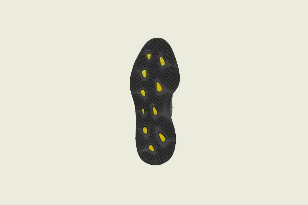 Yeezy 700 V3 "Alvah"