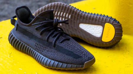 The Yeezy Boost 350 V2 "Cinder" is This Weekend's Hottest Release The Yeezy Boost 350 V2 "Cinder" is This Weekend's Hottest Release