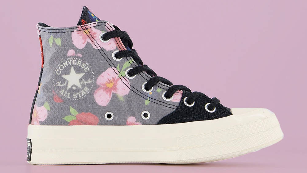 Floral hotsell converse uk